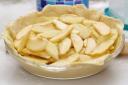 pie-fill-with-apples.JPG